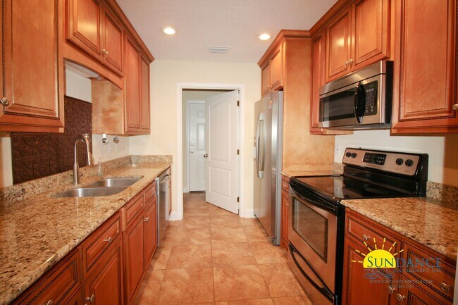 Building Photo - Nice Home in Highly Desirable Area!!