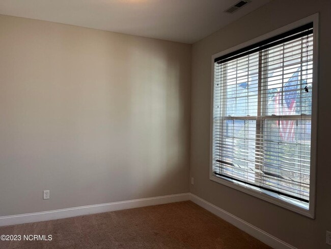 Building Photo - Welcome to Tall Pines Of New River!