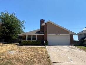 Building Photo - 4370 Ashley Ln