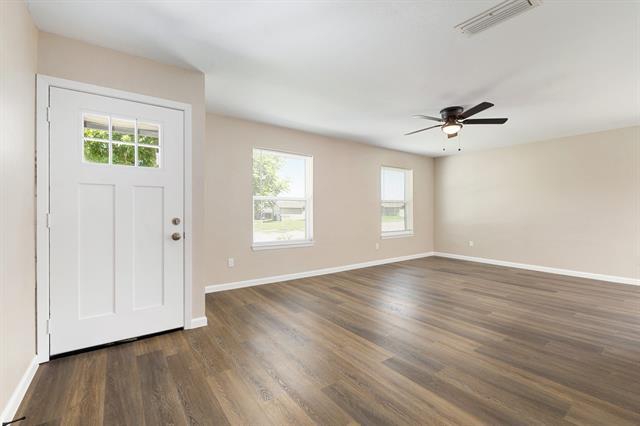 Building Photo - 1418 High Meadow Dr