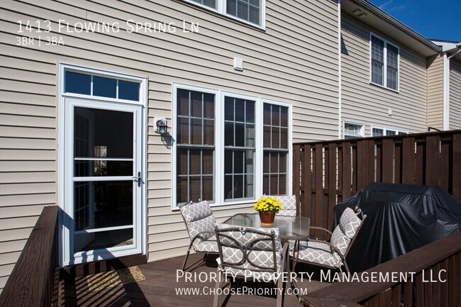 Building Photo - 1413 Flowing Spring Ln