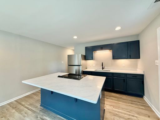 Foto del edificio - **OFFERING REFUNDABLE APPLICATION FEES** Newly Remodeled 2BD, 1BA Durham Duplex Walking Distance ...