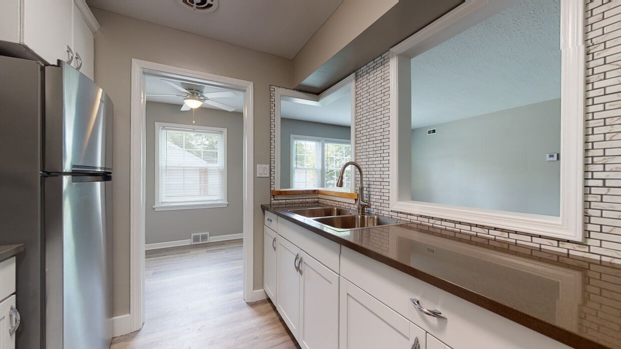 Photo - Shaker Crossing Apartments