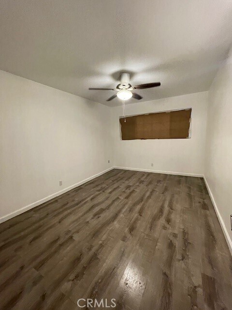 Foto del edificio - 911 N Vineyard Ave