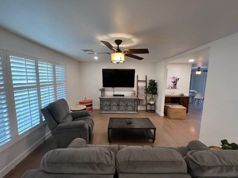 Foto principal - 6438 E Sheridan St