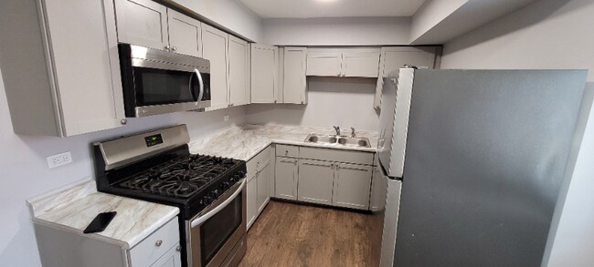 Foto del edificio - 6933 S Jeffery Blvd