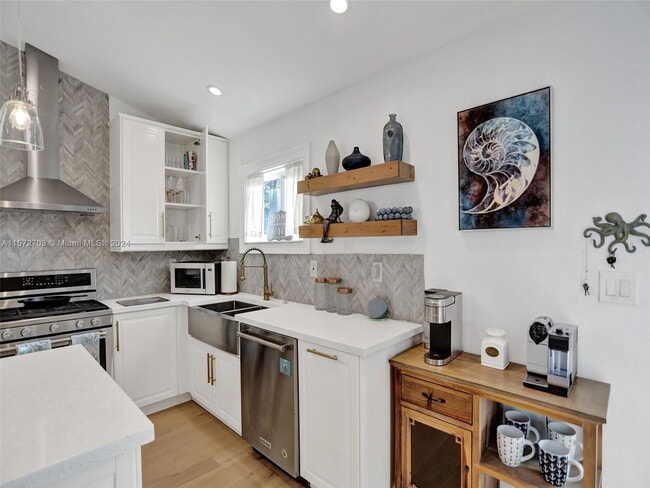 Photo - 1204 NE 3rd Ave House