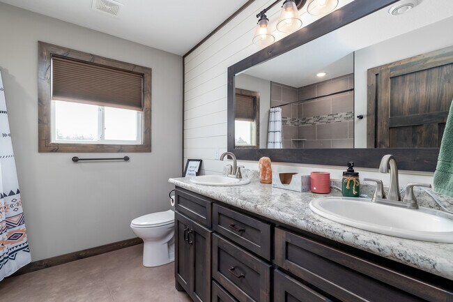 Foto del edificio - 13150 11th Ave SW