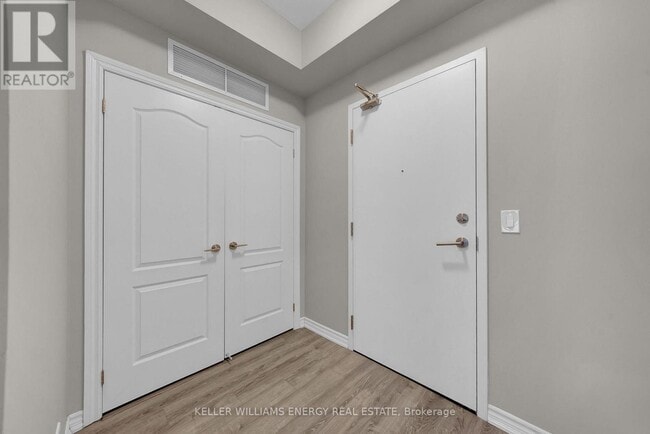 Building Photo - 670 Gordon St