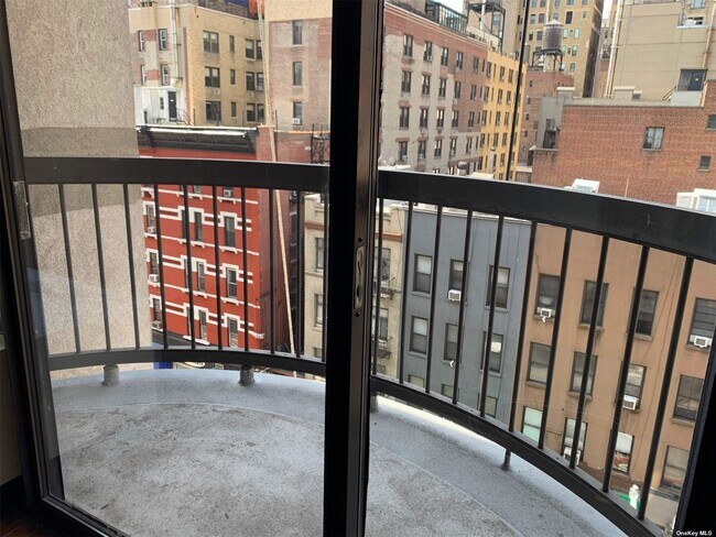 Foto del edificio - 150 E 85th St