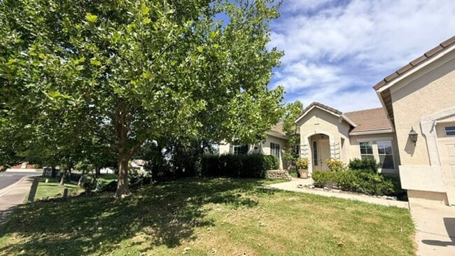 Building Photo - 5631 Birkdale Ct