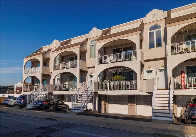 Foto del edificio - 277 W Broadway