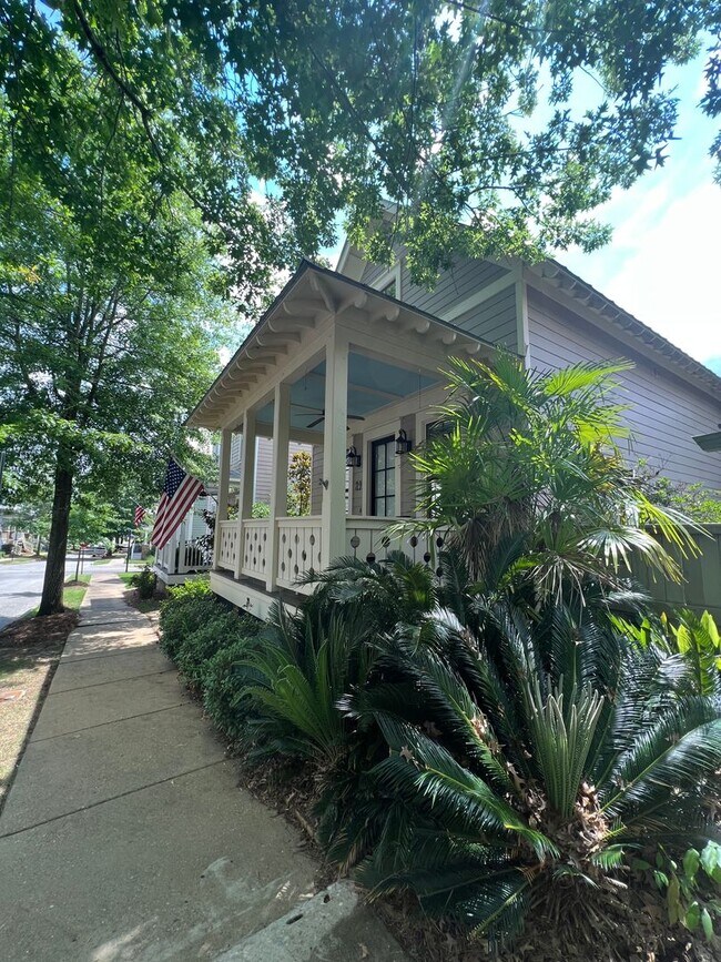Foto del edificio - Waters Home