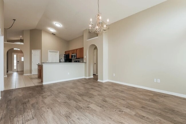 Building Photo - 7030 Colony Pointe Dr