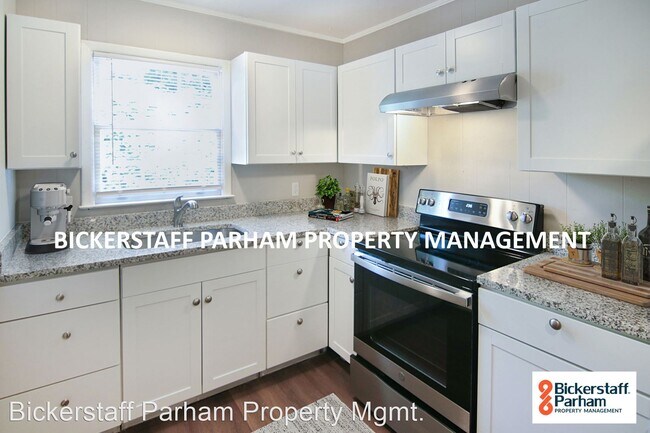 Building Photo - 4 br, 2 bath House - 403 Raintree St