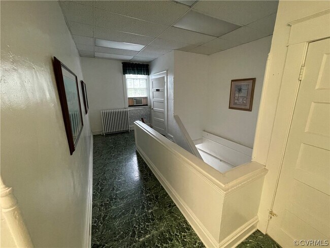 Foto del edificio - 16500 Court St