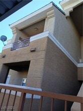 Building Photo - 8070 W Russell Rd