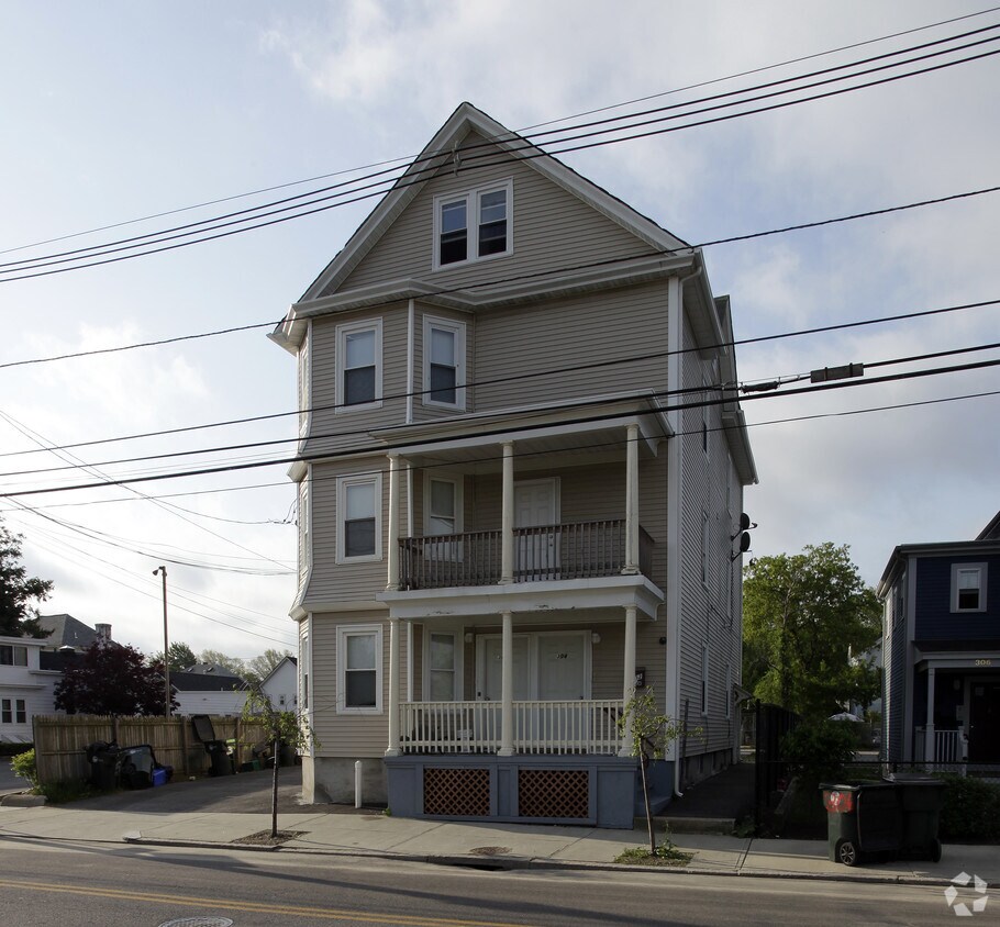 Foto del edificio - 300-304 Public St