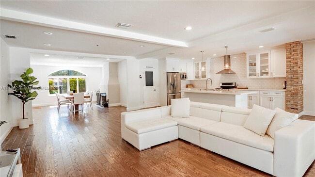 Building Photo - 9300 Biscayne Blvd