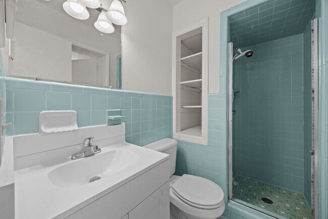 Foto del edificio - 3 Bed 2 Bath Just Outside Downtown Lilling...
