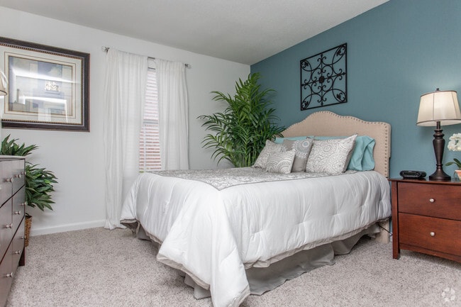 1 habitación, dormitorio - Riveraine Apartments
