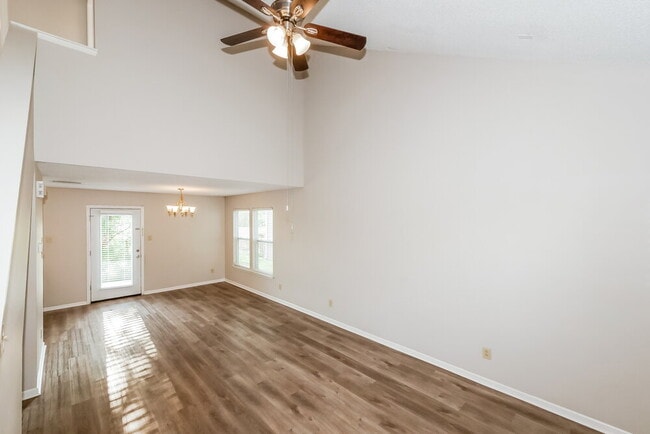 Building Photo - 2344 Summerwood Ln