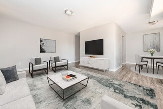 Building Photo - Signal Hill Apartments and Townhomes