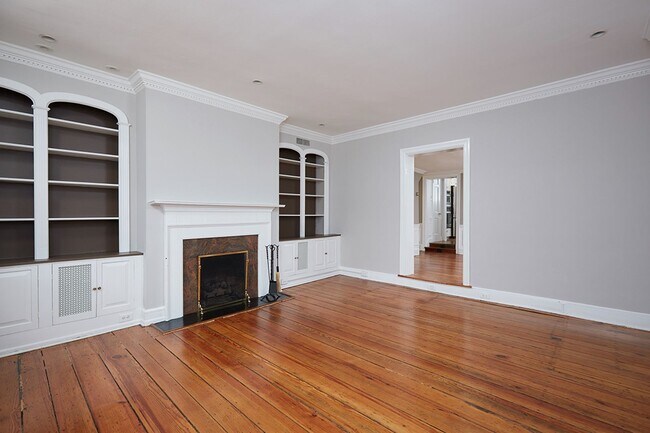 Foto del edificio - Historic Townhome in the Heart of Georgetown