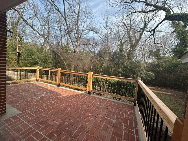 Foto del edificio - 1679 S Milledge Ave