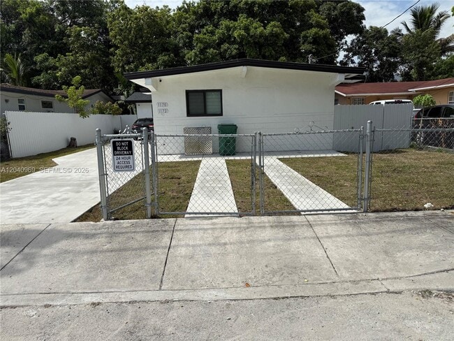 Building Photo - 1170 NW 25th St