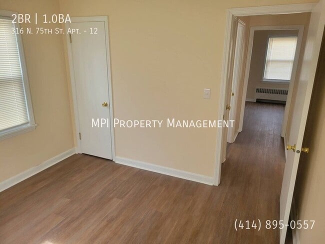 Foto del edificio - 316 N 75th St