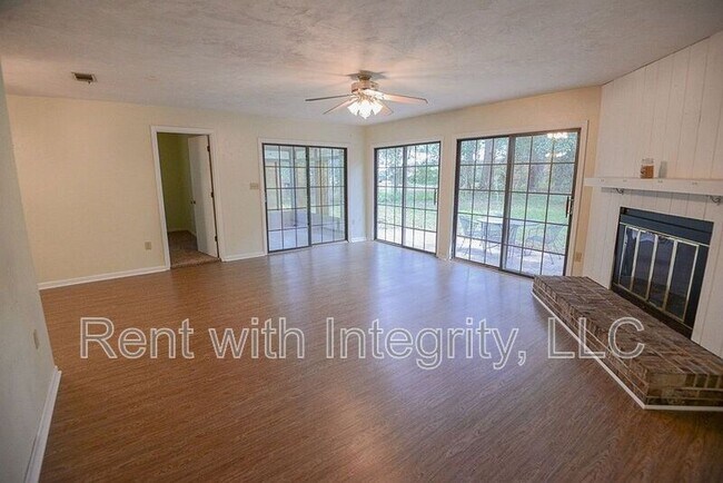 Building Photo - 6607 Tim Tam Trail