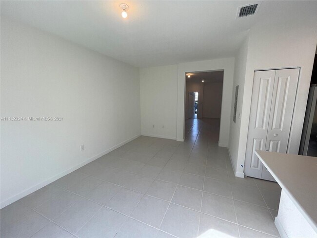 Building Photo - 28636 SW 132nd Ct