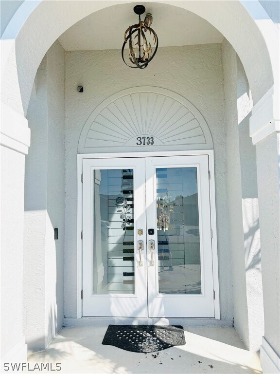 Building Photo - 3733 SW 11th Ct