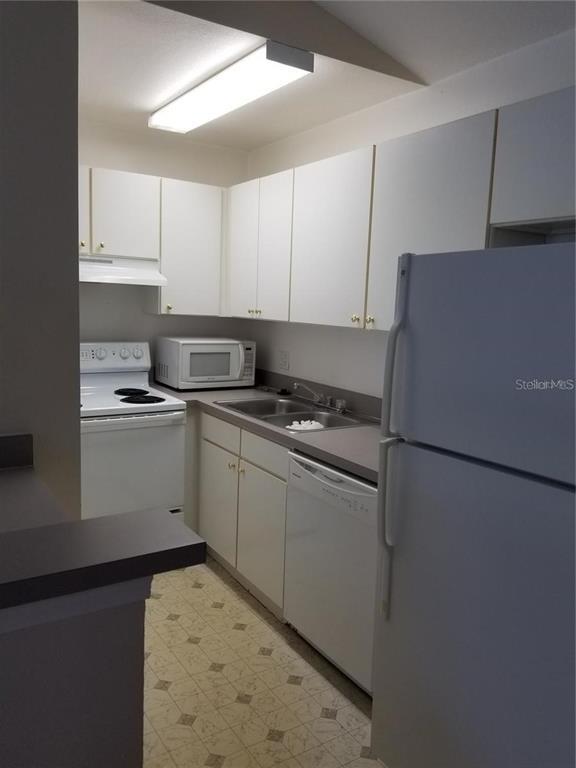 Foto del edificio - 10422 White Lake Ct