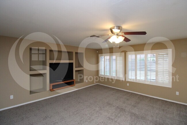 Foto del edificio - 5326 W Taro Ln