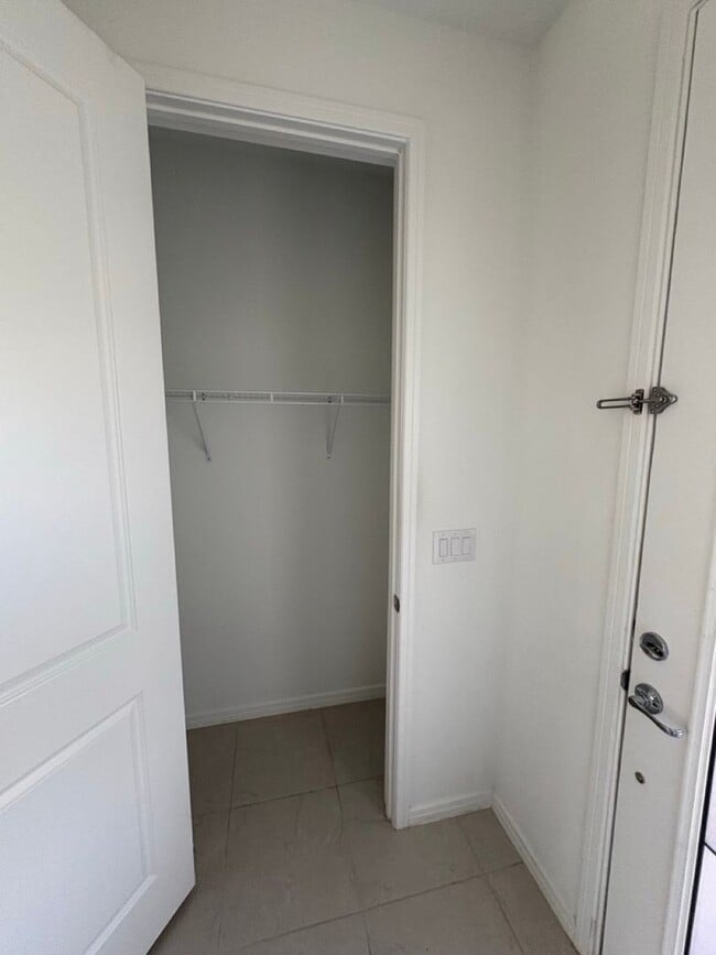 Building Photo - 17729 Wind Chime Row