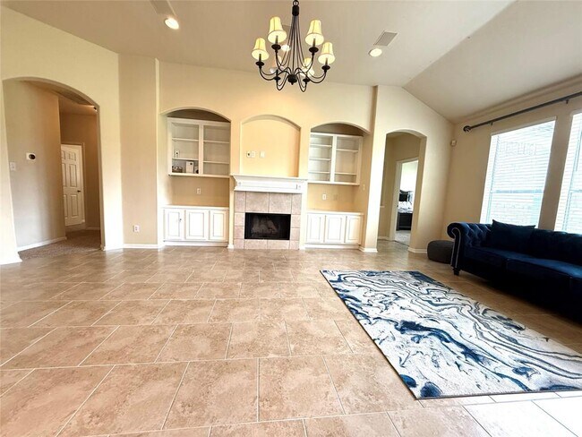 Building Photo - 3221 River Birch Dr