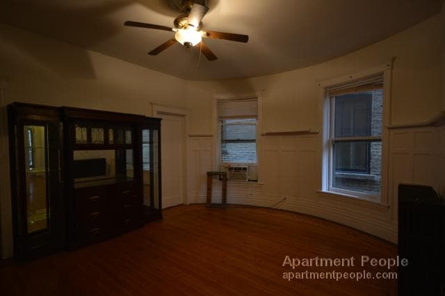 Building Photo - 3711 N Magnolia Ave