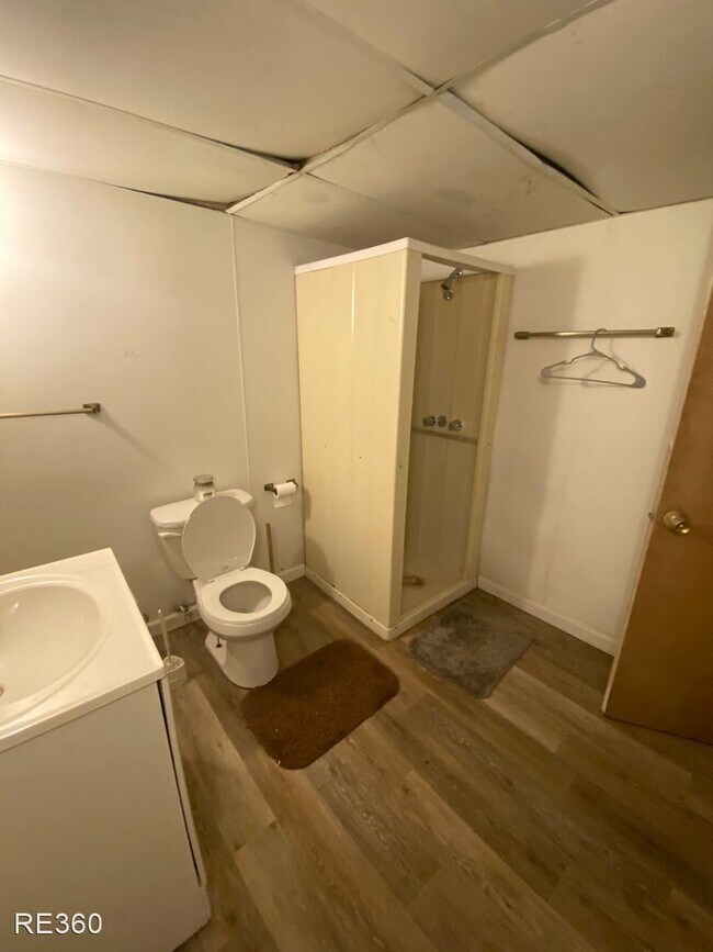 Foto del edificio - 3 br, 1 bath House - 111 Harwood Mt Washin...