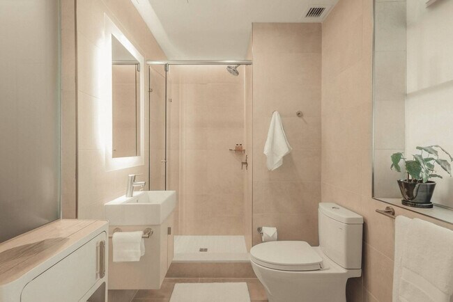 Building Photo - 675 Ponce De Leon Ave NE