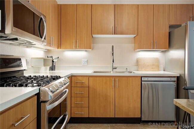 Foto del edificio - 525 11th Ave