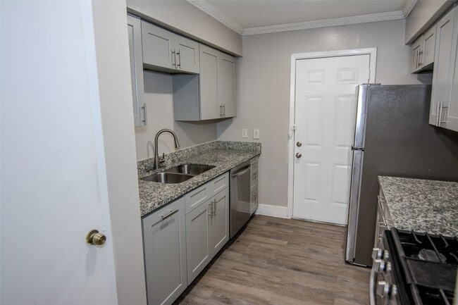 Foto del edificio - 1647 Northwood St