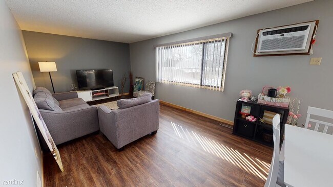 Building Photo - 2077 Bradley St
