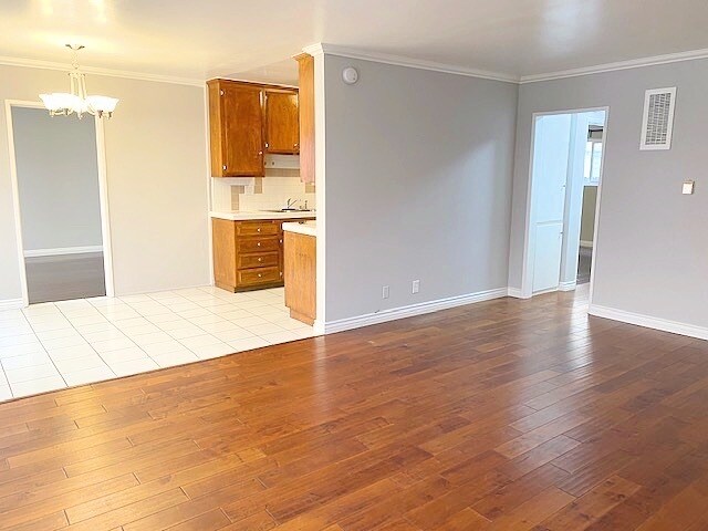 Building Photo - 3126 S Canfield Ave