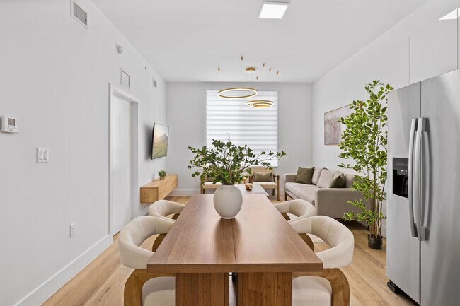 Foto del edificio - 1558 NW 1st St