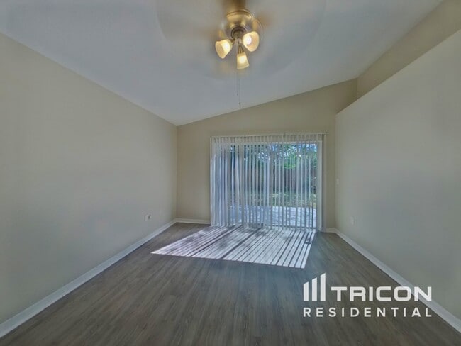 Building Photo - 22210 Bell Harbor Dr