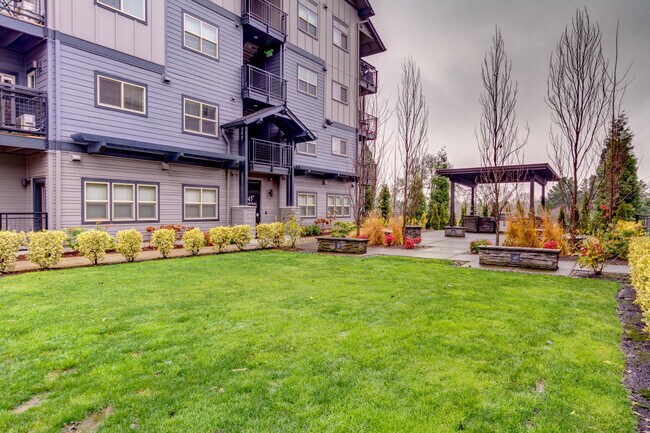 Building Photo - Modern Studio Condo at 45 Central | Upscal...