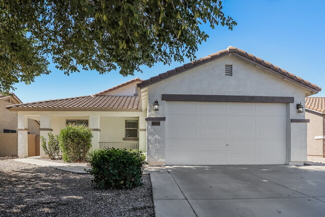 Building Photo - 40994 N Vine Ave