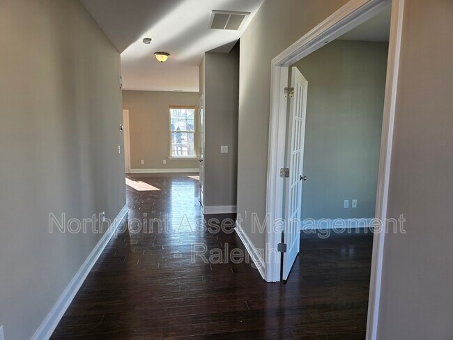 Building Photo - 1633 Drift Falls Ln